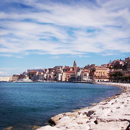 Oltre Il Mare Guest House Gaeta Bagian luar foto