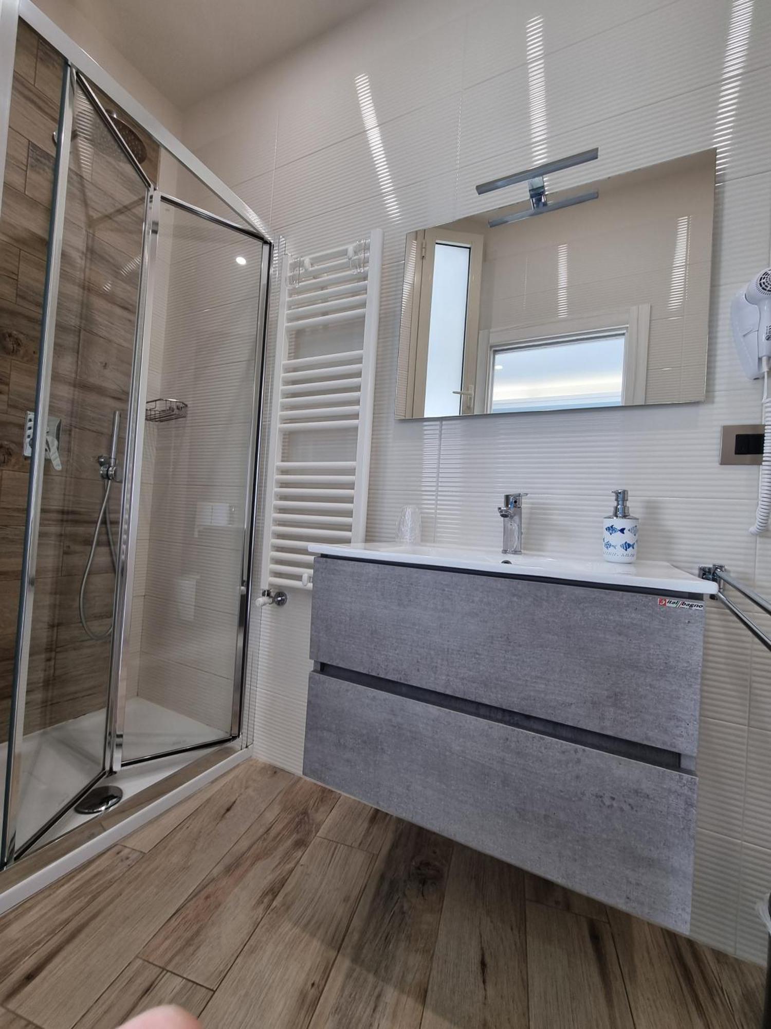 Oltre Il Mare Guest House Gaeta Bagian luar foto