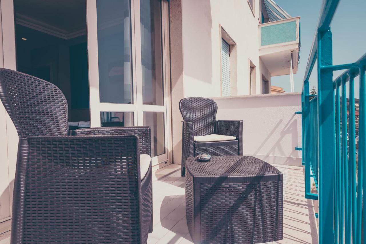 Oltre Il Mare Guest House Gaeta Bagian luar foto